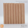 Planche murale en bois - 6236 Lambris cannelé - 3/4 x 3 - Représenté avec 2 morceaux (vendus séparément) - Chêne rouge | Wood wainscot paneling - 6236 Fluted - 3/4 x 3 - Shown with 2 pieces (sold separately) - Red oak