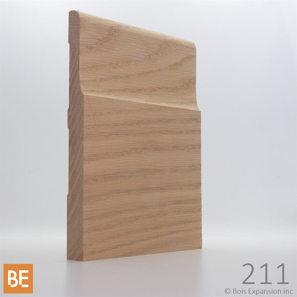 Plinthe en bois - 211 Minimaliste - 3/4 x 7-1/4 - Chêne rouge | Wood baseboard - 211 Minimalist - 3/4 x 7-1/4 - Red oak