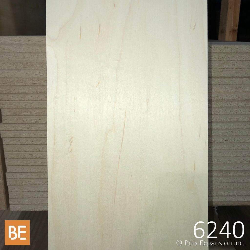 Contremarche en particules avec placage - 6240PL - 11/16 x 7-7/8 - Érable | Presswood stair riser - 6240PL - 11/16 x 7-7/8 - Maple veneer