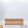 Cimaise en fibre de bois embossée - M43EMDF Fleurs (E)- 5/8 x 1-3/4 - MDF | Embossed MDF chair rail - M43EMDF - Flowers (E) - Fiberboard