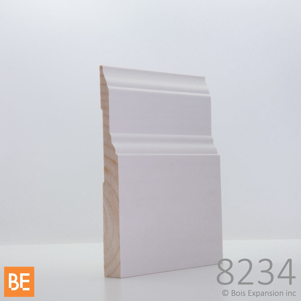 Plinthe en bois - MFP8234 - 9/16 x 5-1/2 - Pin blanc jointé avec apprêt | Wood baseboard - MFP8234 - 9/16 x 5-1/2 - Primed jointed white pine