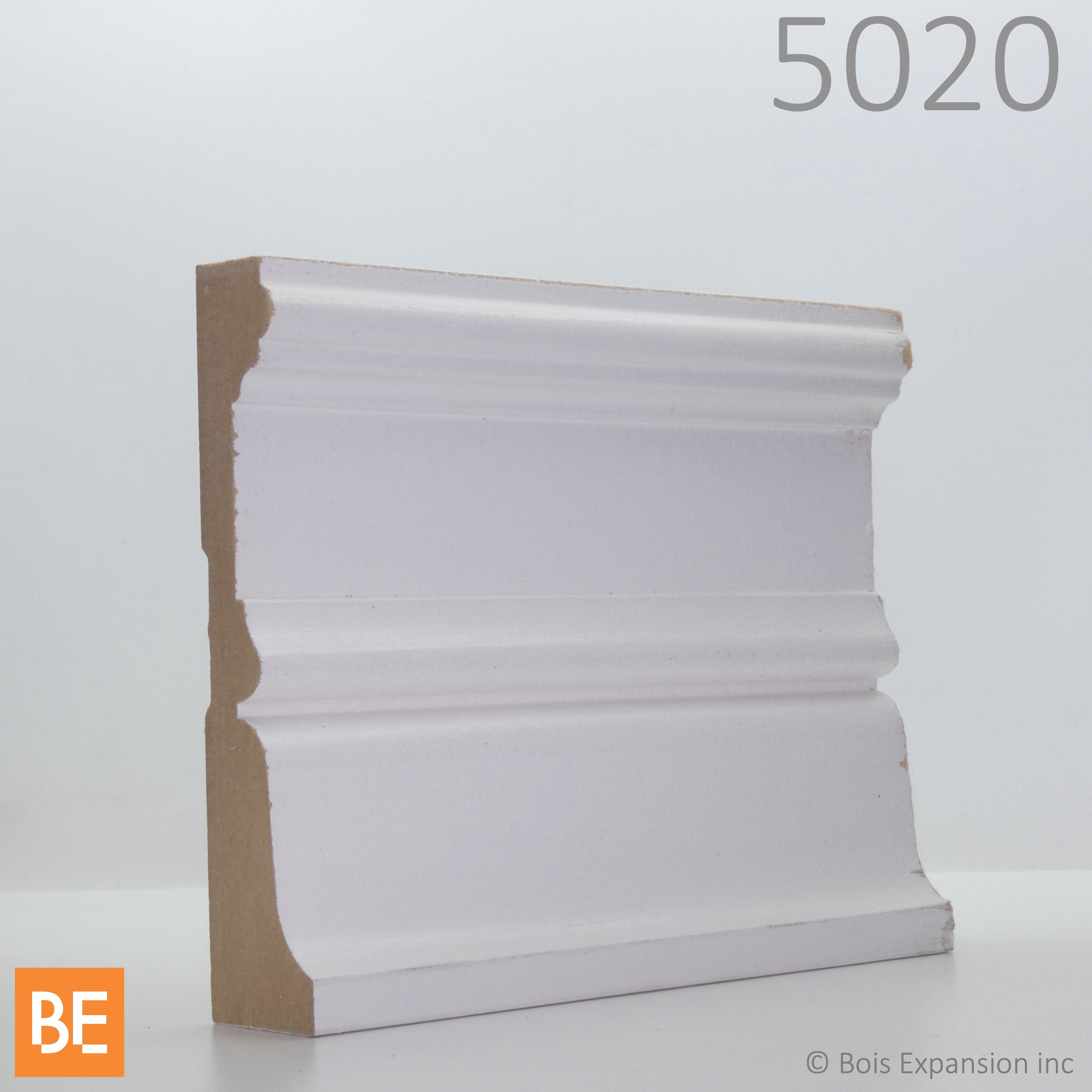 Tête de porte en MDF 5-1/4 | Fronton MFPU5020 – Bois Expansion